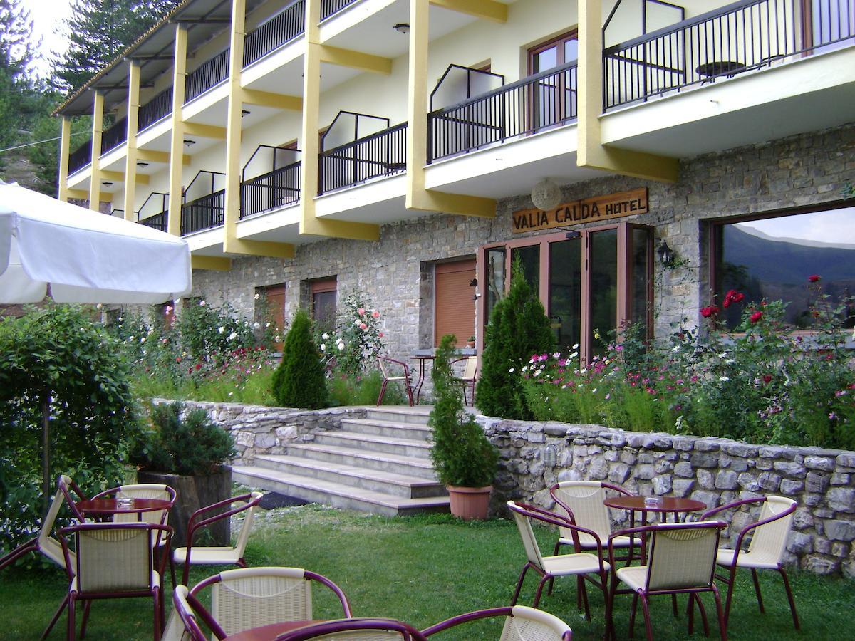 Valia Calda Hotel Perivoli  Luaran gambar